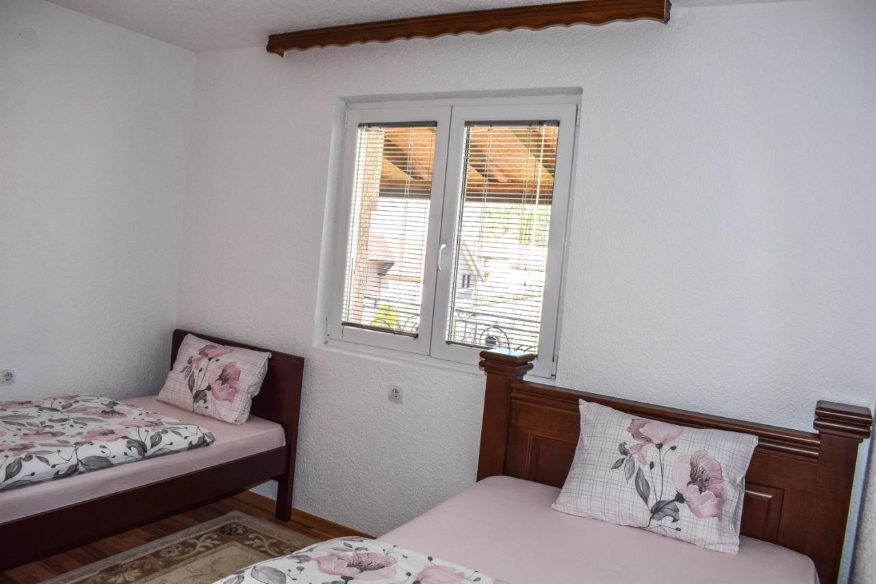 Ema Guest House Plav Exterior photo
